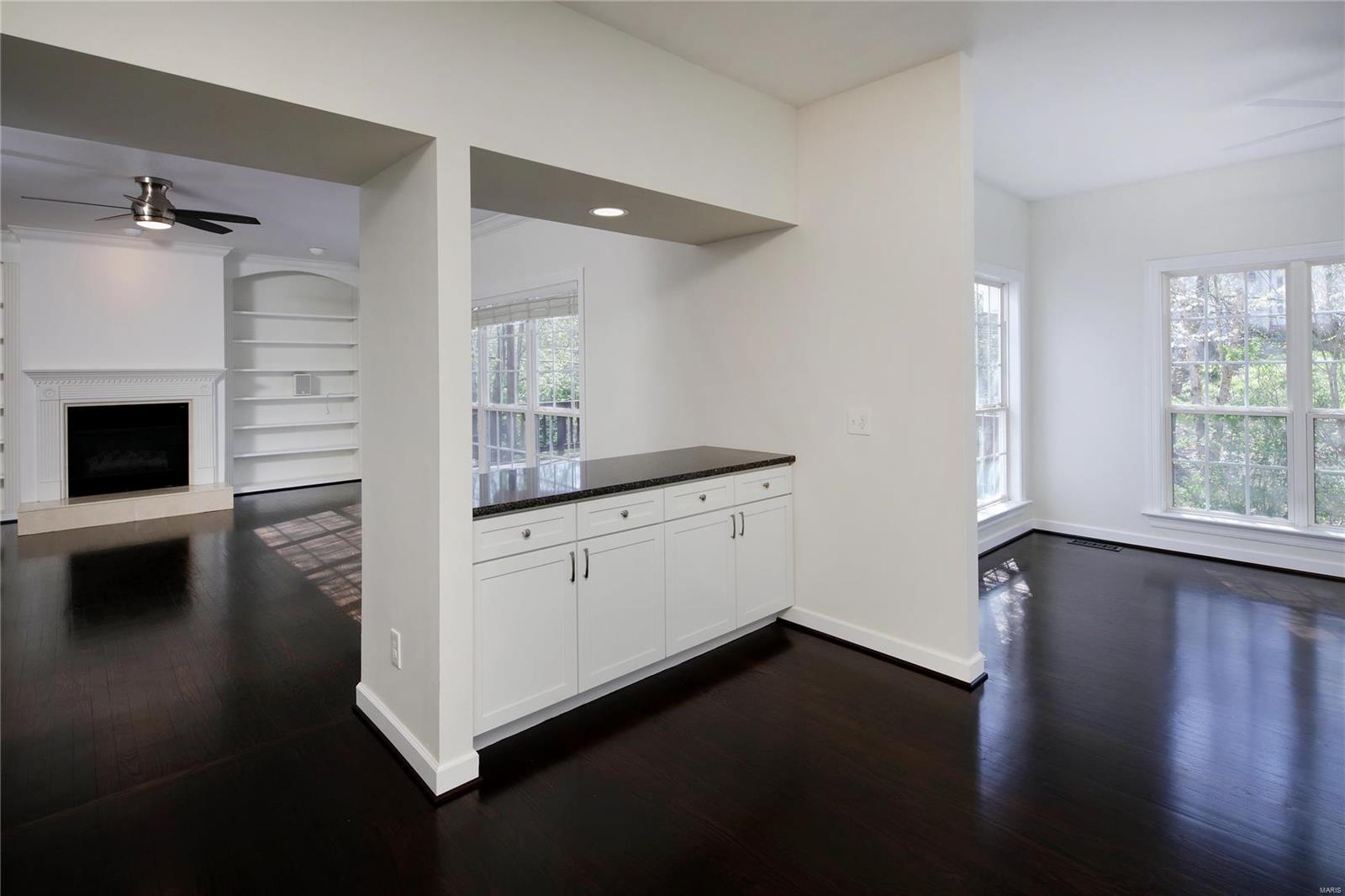 801 North Spoede Road St. Louis, MO 63141 - Photo 15 of 31 Gallery Image 15