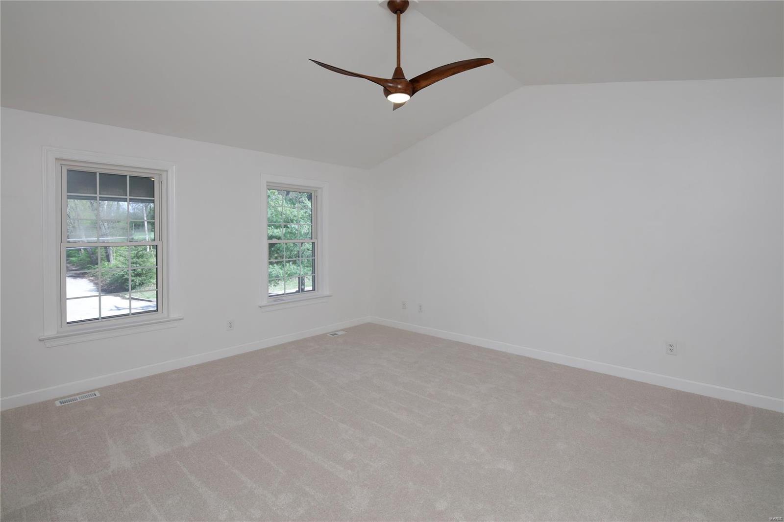 801 North Spoede Road St. Louis, MO 63141 - Photo 18 of 31 Gallery Image 18