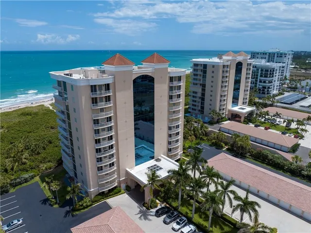 $850,000 | 2900 North Highway A1a, Unit 4D, Fort Pierce, FL 34949