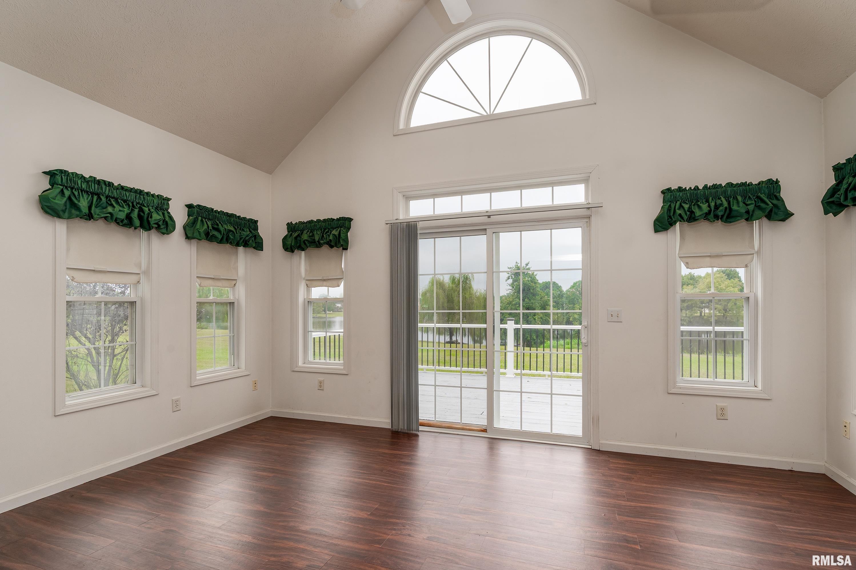 1504 Sycamore Road Carterville, IL 62918 - Photo 14 of 46 Gallery Image 14
