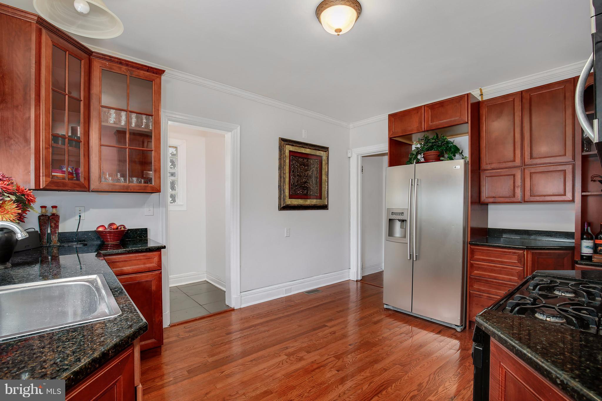 524 Overdale Road Baltimore, MD 21229 - Photo 16 of 30 Kitchen