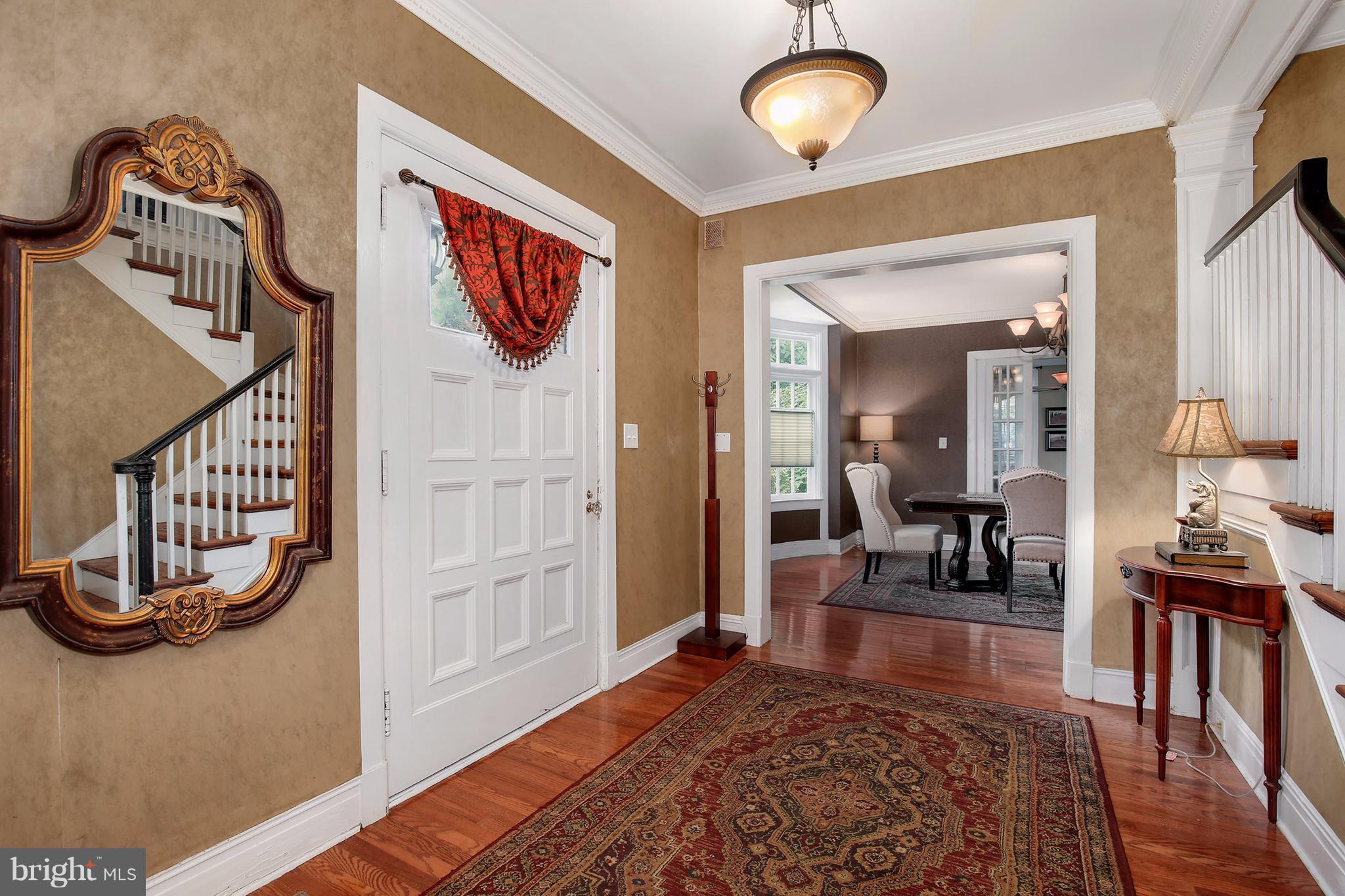 524 Overdale Road Baltimore, MD 21229 - Photo 6 of 30 Interior (General)