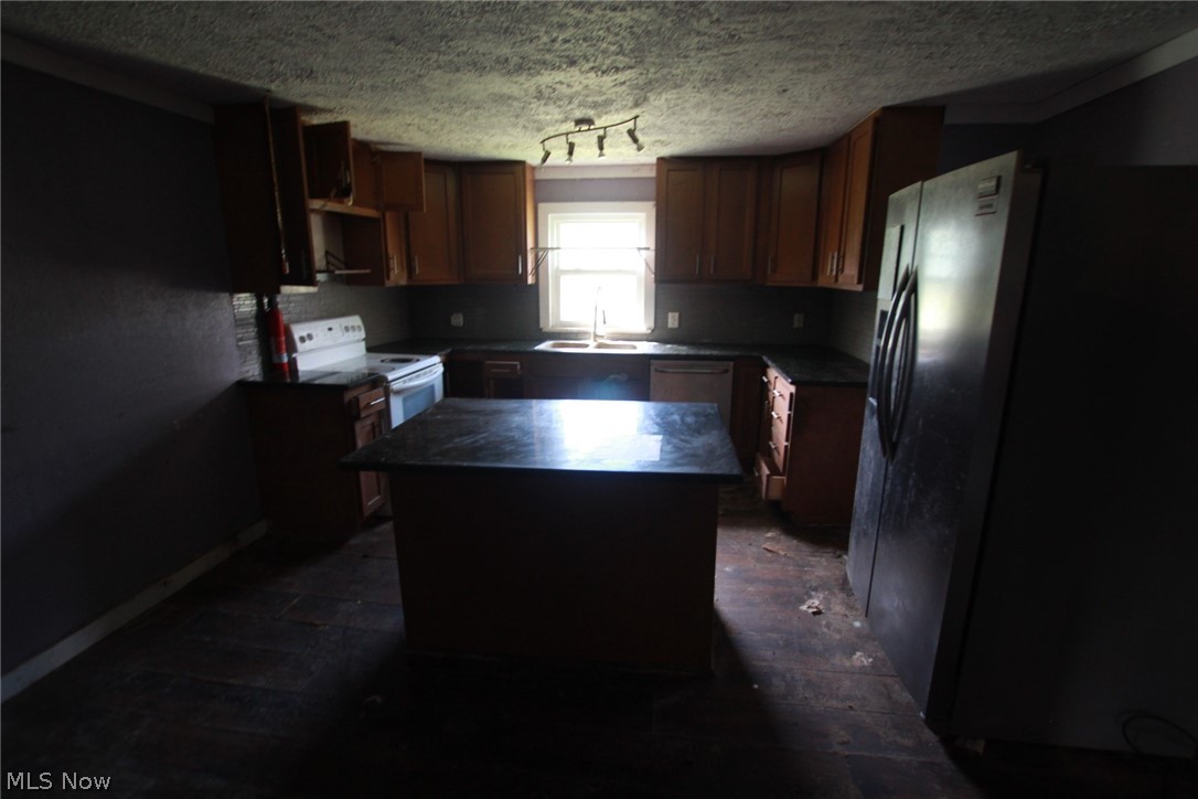 14413 Ellsworth Road Berlin Center, OH 44401 - Photo 6 of 34