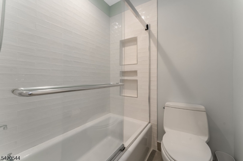 828 Star View Way Bridgewater, NJ 08807 - Photo 24 of 39