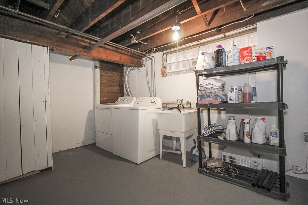 18215 Rosecliff Road Cleveland, OH 44119 - Photo 33 of 35 Gallery Image 33