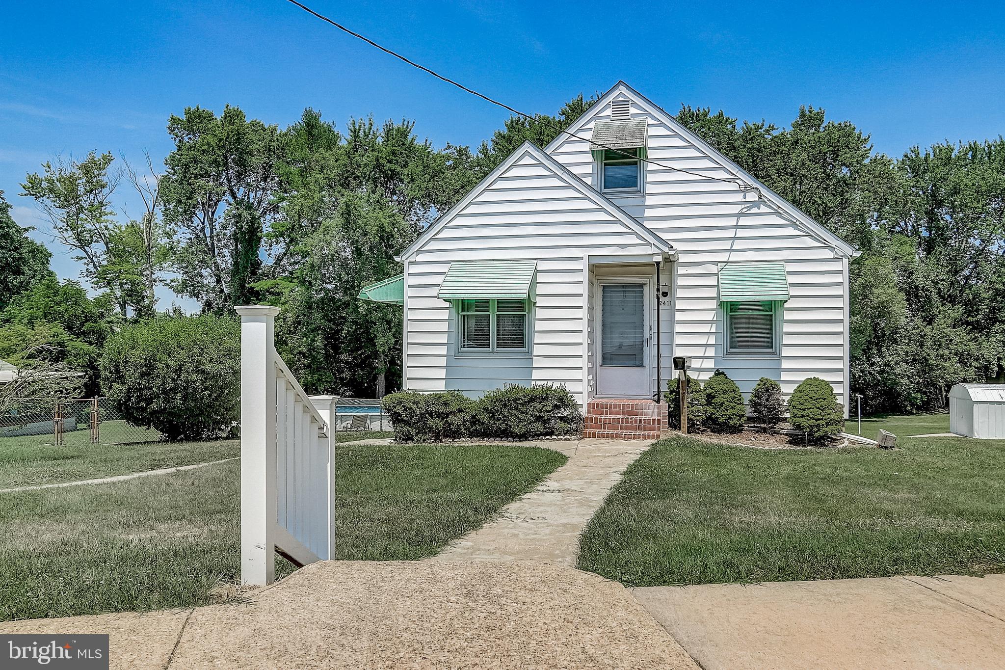 2411 Meadow Road Baltimore, MD 21222 - Photo 2 of 40