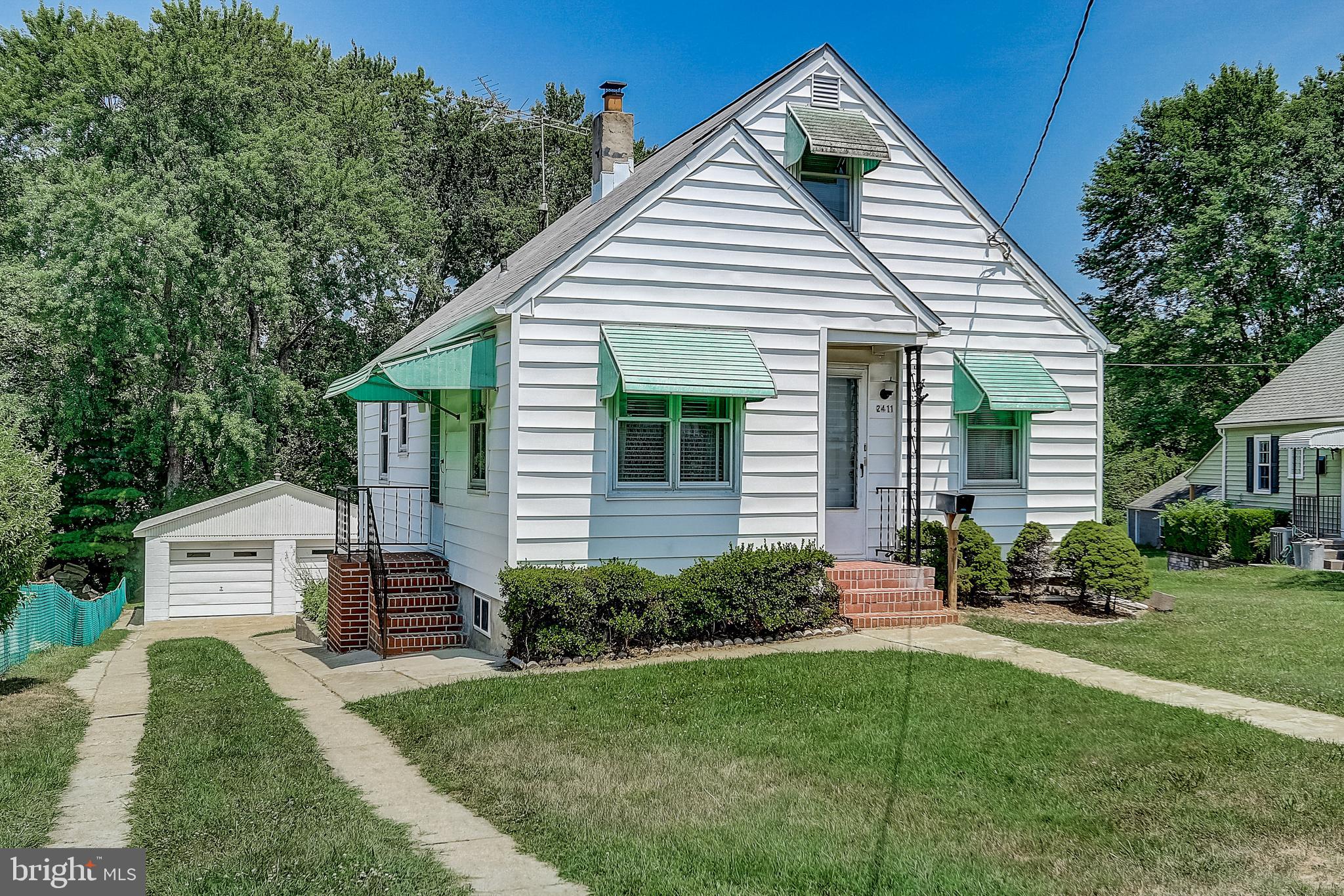2411 Meadow Road Baltimore, MD 21222 - Photo 3 of 40