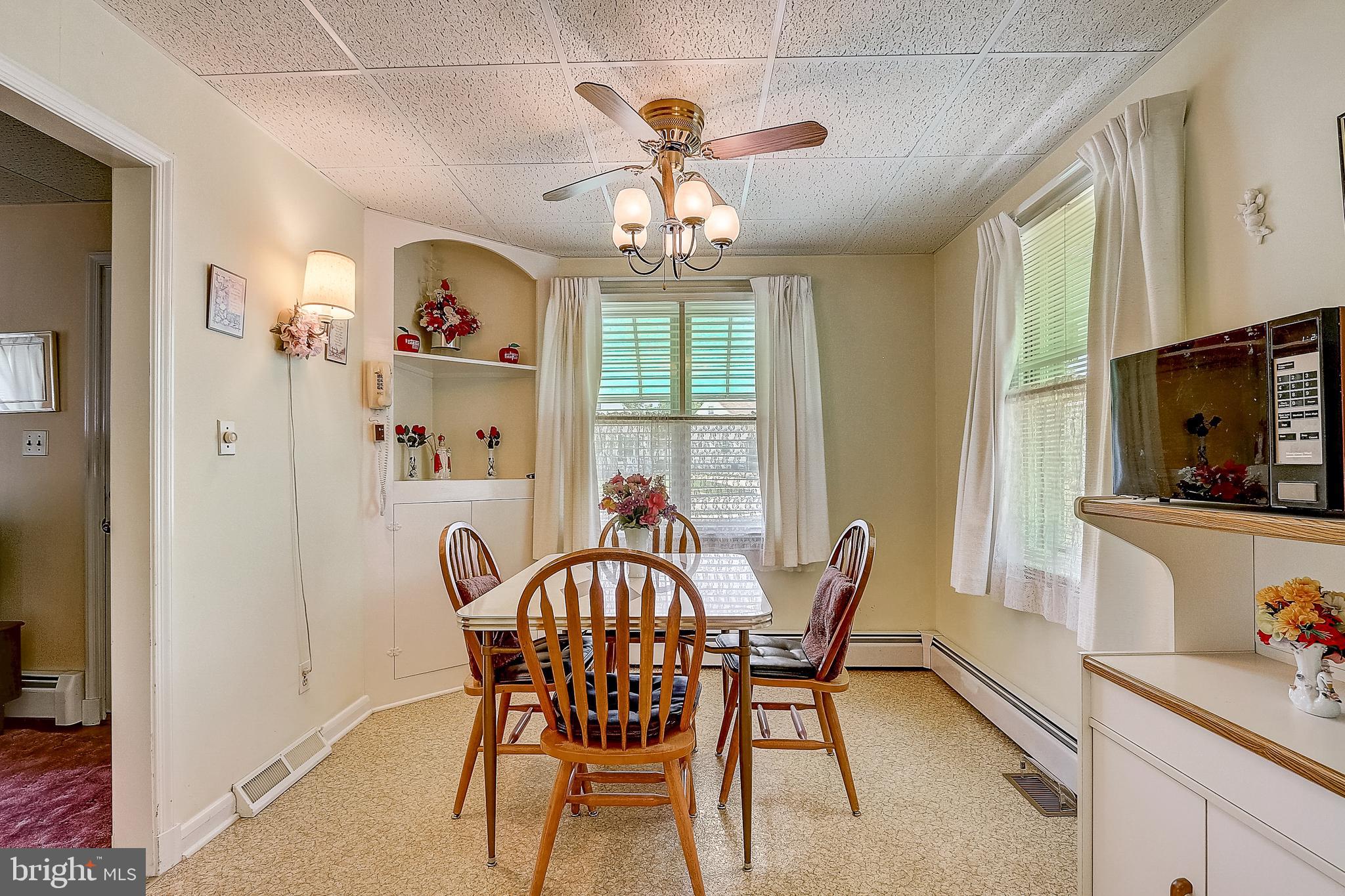 2411 Meadow Road Baltimore, MD 21222 - Photo 9 of 40