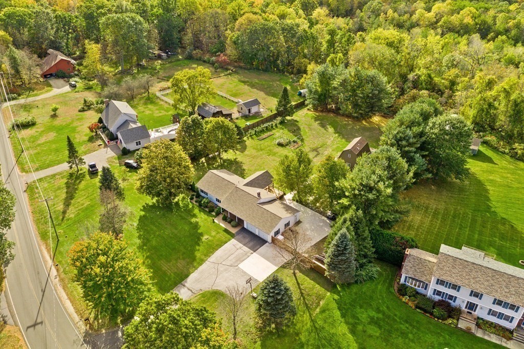 92 Russellville Road Southampton, MA 01073 - Photo 1 of 42
