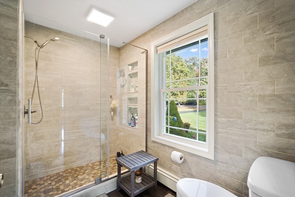 92 Russellville Road Southampton, MA 01073 - Photo 23 of 42