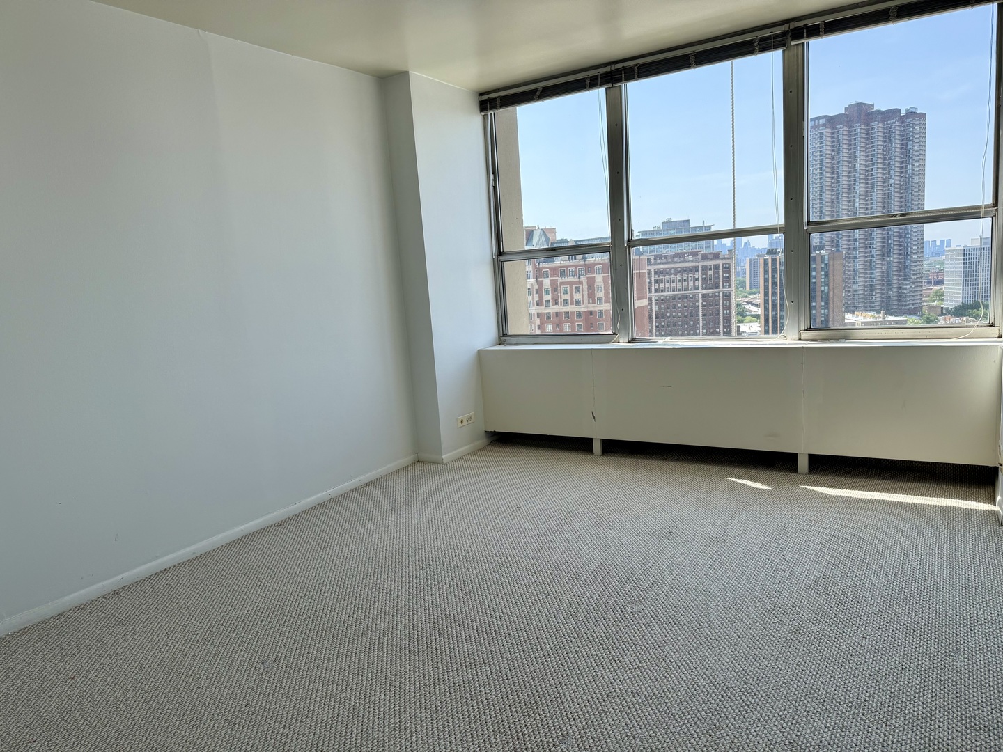 655 West Irving Park Road, Unit 1801 Chicago, IL 60613 - Photo 10 of 35 a view of room with window