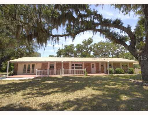 40050 Emeralda Island Road Leesburg, FL 34788 - Photo 1 of 1 Exterior Front