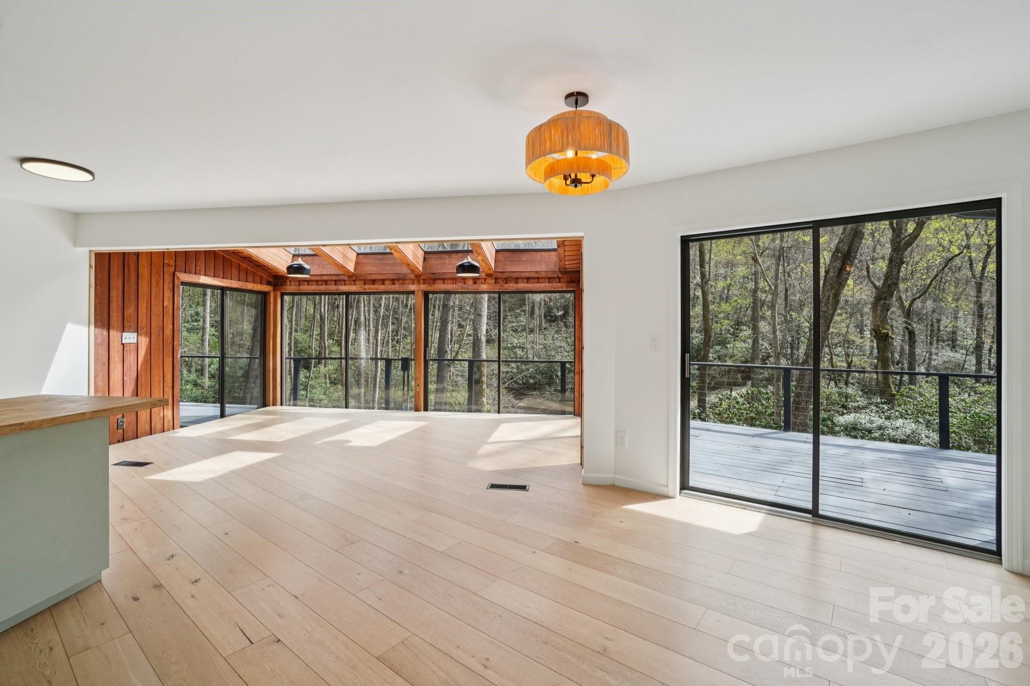 1115 Kilpatrick Road Hendersonville, NC 28739 - Photo 7 of 48