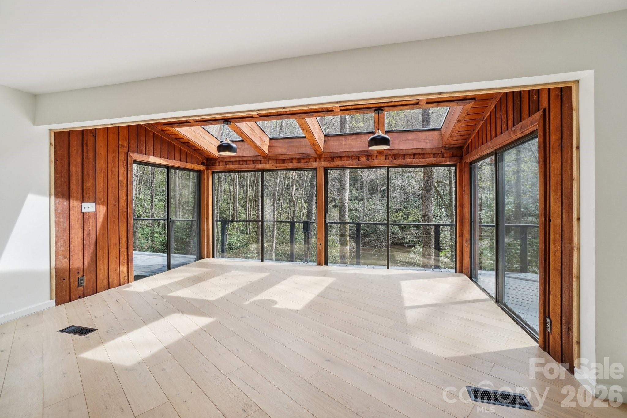 1115 Kilpatrick Road Hendersonville, NC 28739 - Photo 9 of 48