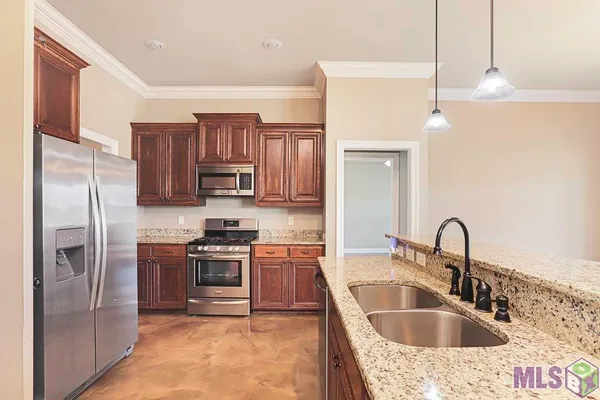 $289,900 | 4732 Stonewall Drive, Addis, LA 70710