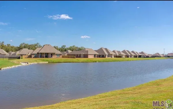 $289,900 | 4732 Stonewall Drive, Addis, LA 70710