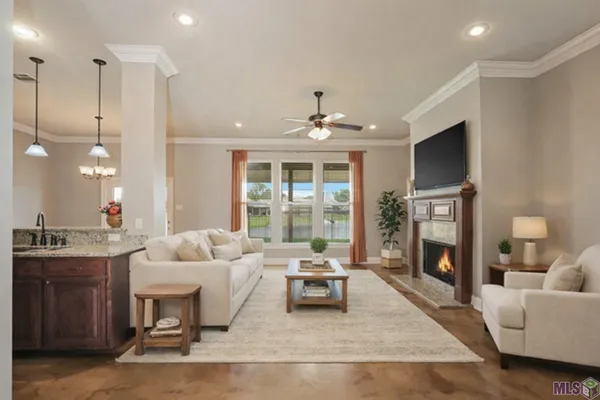 $289,900 | 4732 Stonewall Drive, Addis, LA 70710