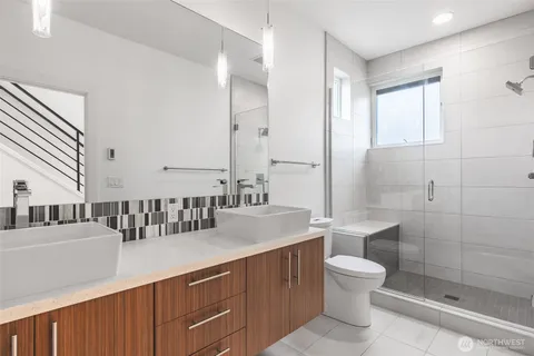 $769,500 | 612 North 45th Street, Unit C, Seattle, WA 98103