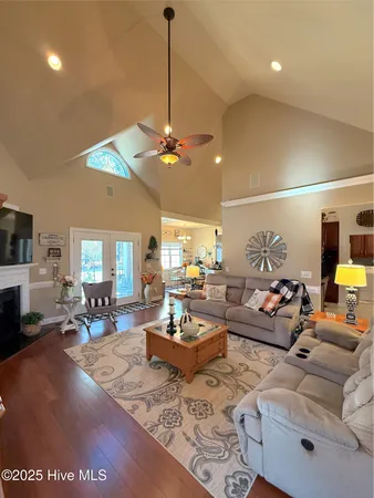 $547,500 | 349 Barwick Drive, Washington, NC 27889