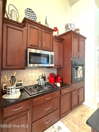 $547,500 | 349 Barwick Drive, Washington, NC 27889