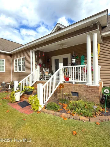 $547,500 | 349 Barwick Drive, Washington, NC 27889