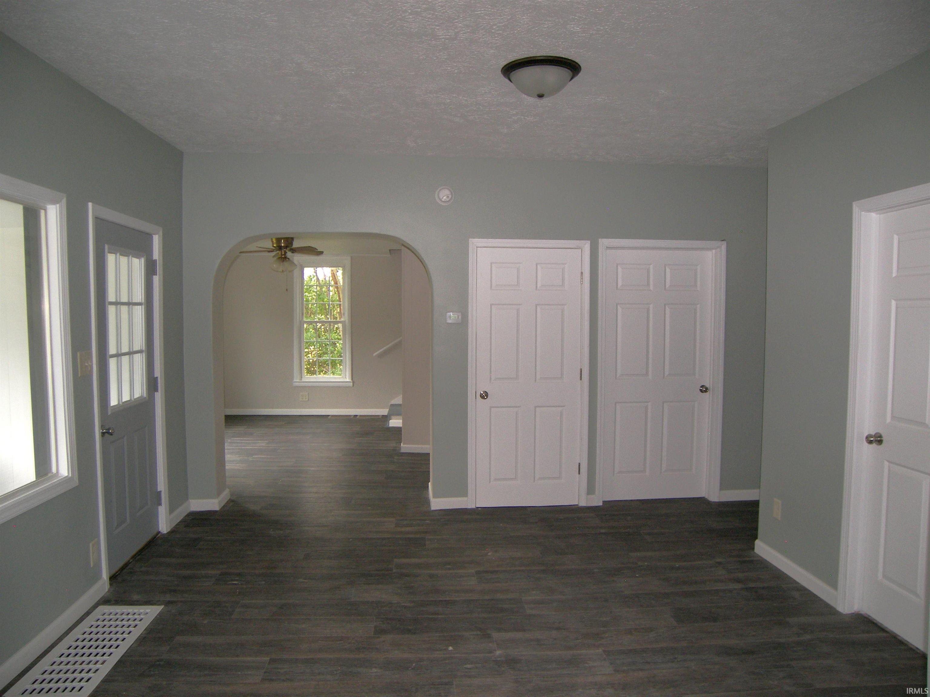 1799 South Packerton Road Winona Lake, IN 46590 - Photo 13 of 36 Gallery Image 13