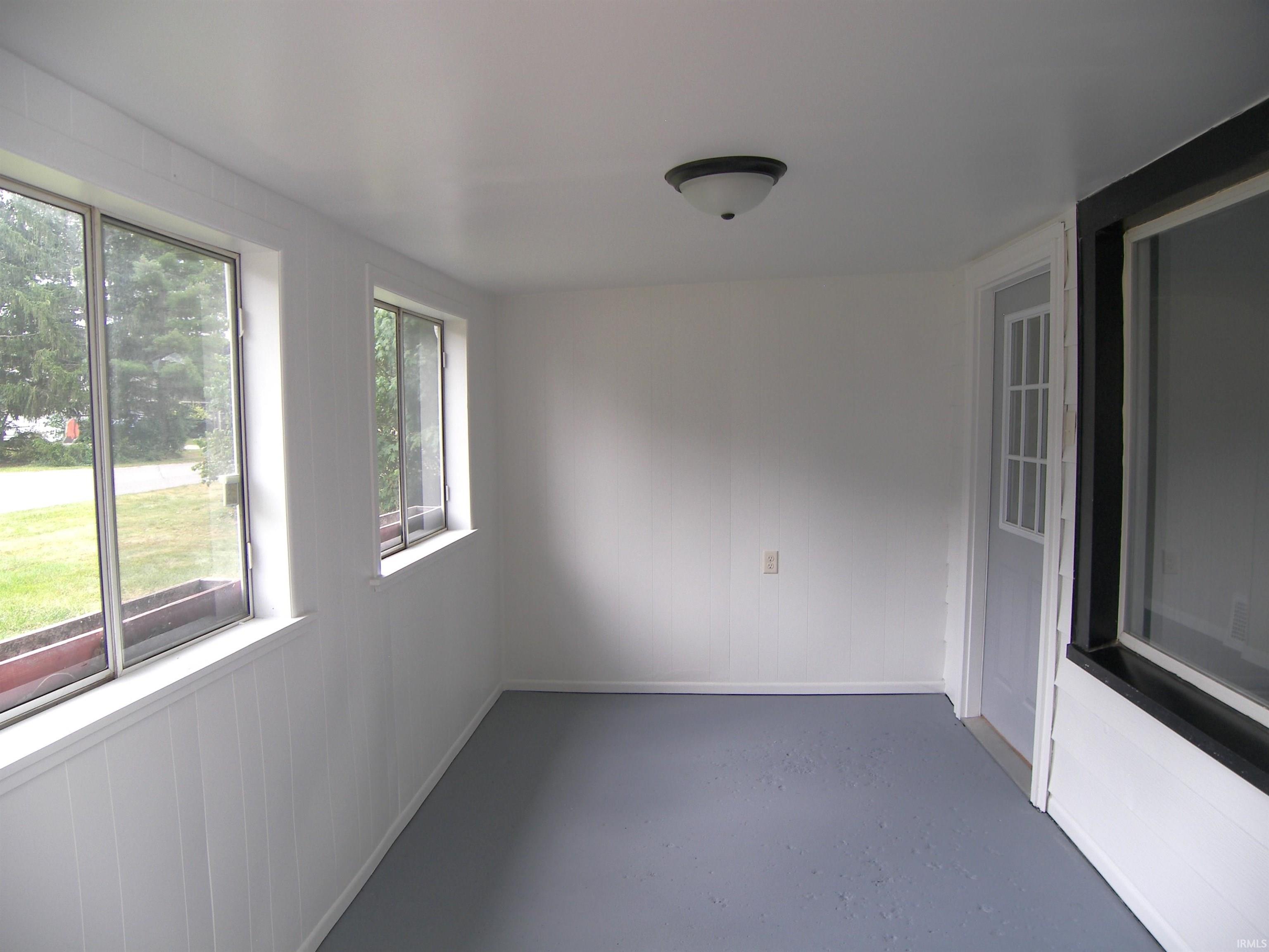 1799 South Packerton Road Winona Lake, IN 46590 - Photo 8 of 36 Gallery Image 8