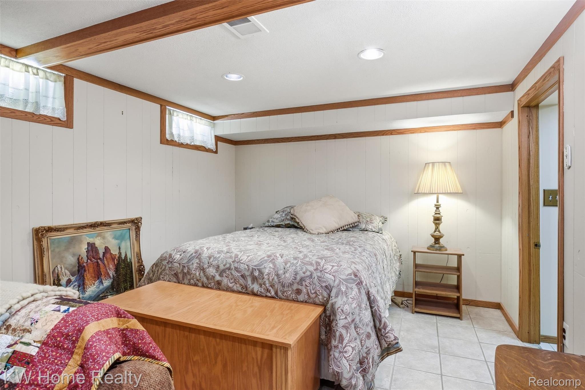 21435 Gill Road Farmington, MI 48335 - Photo 44 of 86 47-DSC01450.jpg