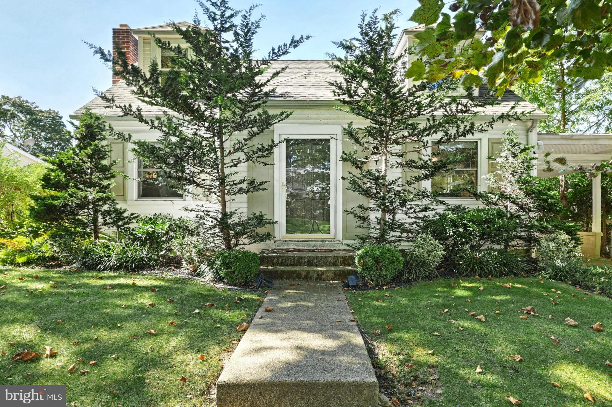 204 Lyndhurst Road York, PA 17402 - Photo 2 of 34 Gallery Image 2