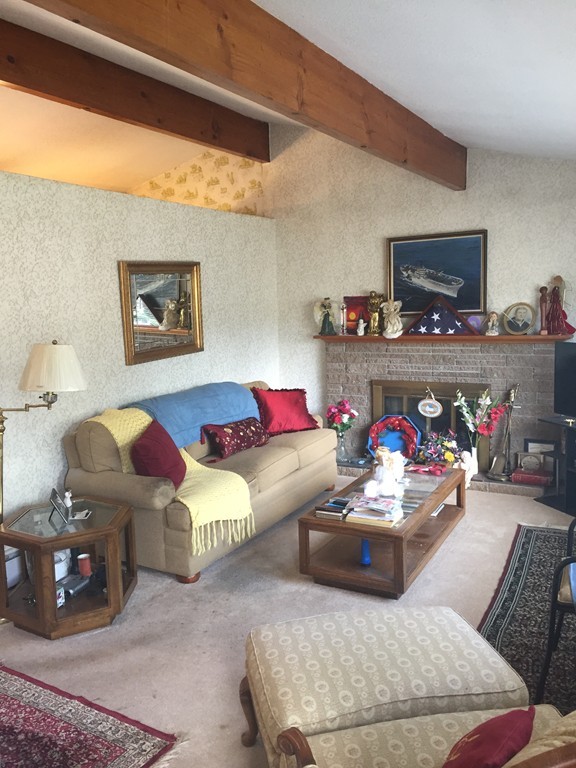 41 Crestwood Road Leicester, MA 01524 - Photo 12 of 27 Gallery Image 12