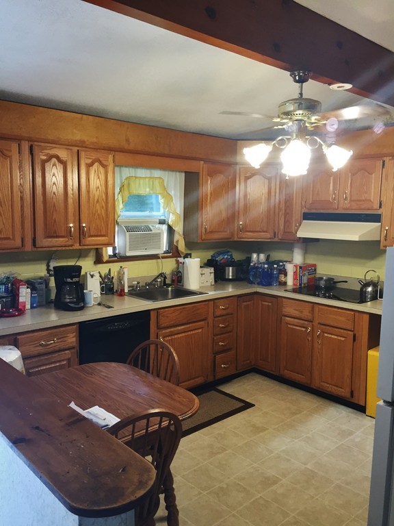 41 Crestwood Road Leicester, MA 01524 - Photo 10 of 27 Gallery Image 10