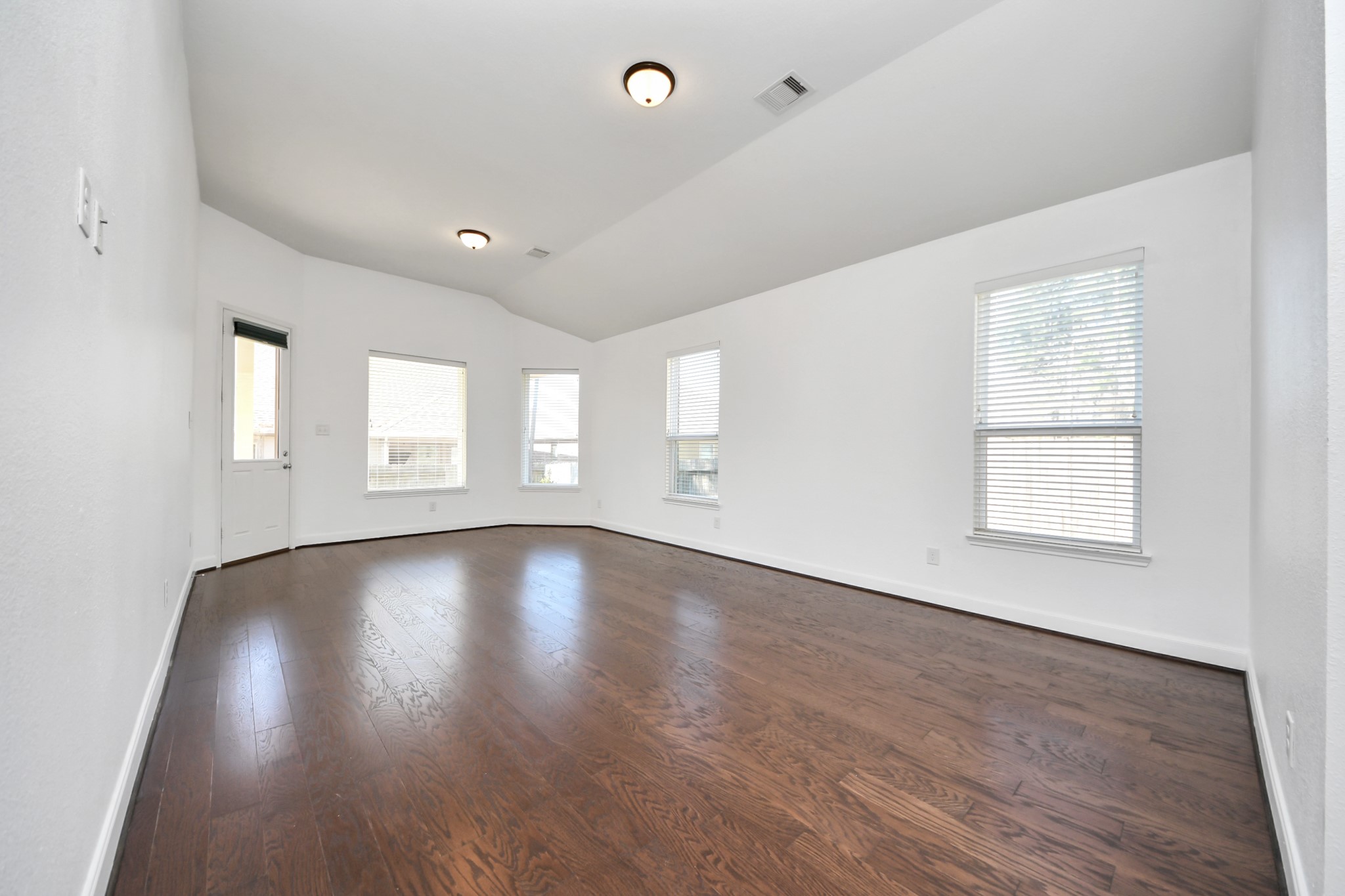 1947 Parnevik Place Conroe, TX 77304 - Photo 25 of 37 Primary bedroom