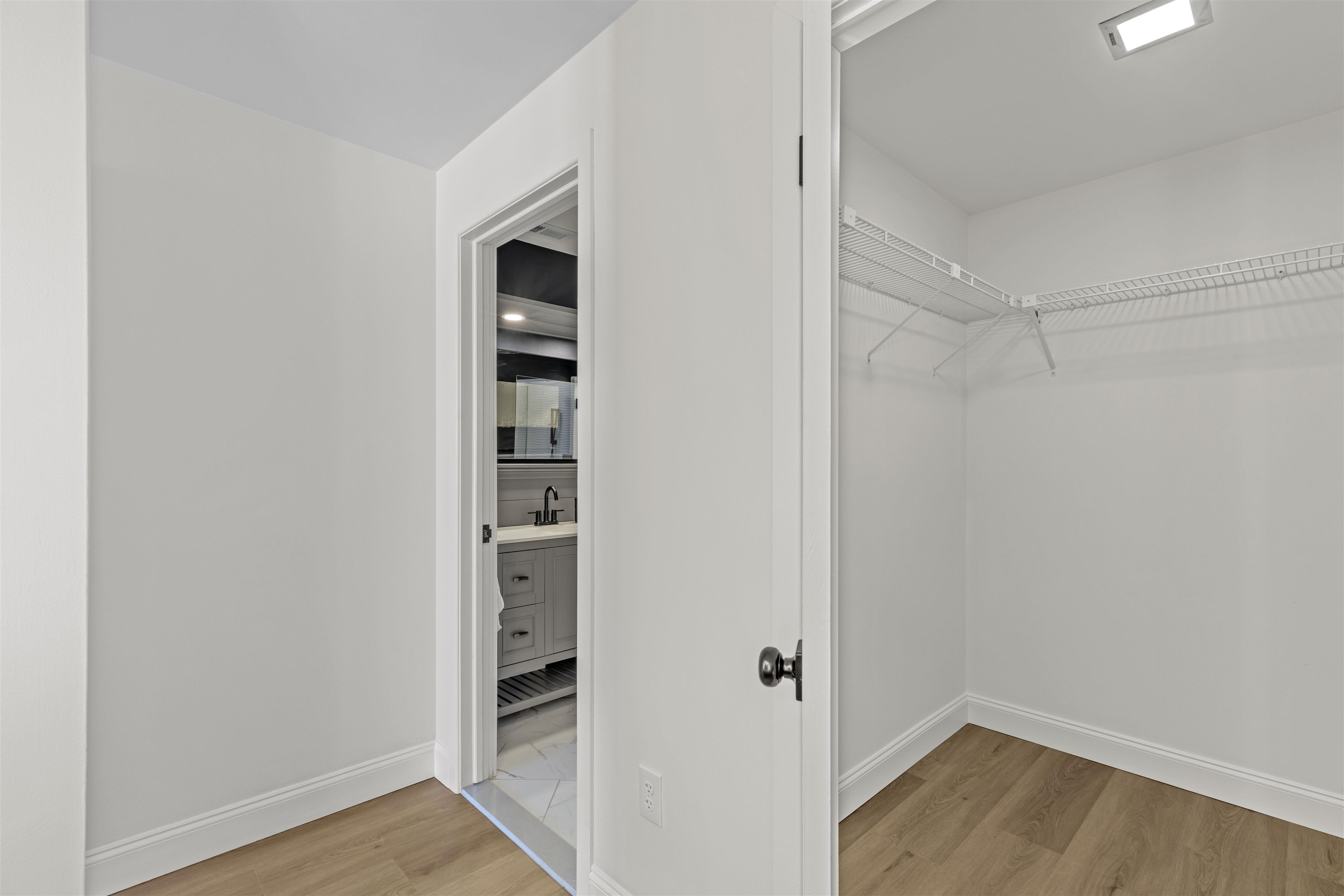 100 96th Street, Unit 304 Stone Harbor, NJ 08247 - Photo 5 of 34