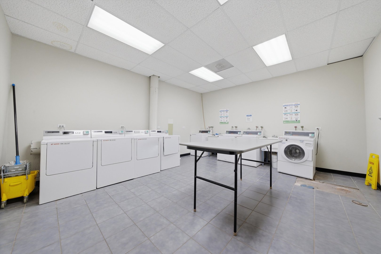 4144 North Sheridan Road, Unit 604 Chicago, IL 60613 - Photo 16 of 19