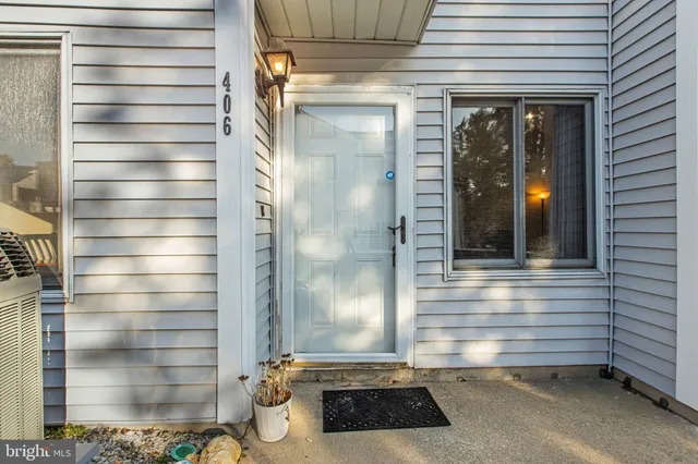 $2,150 | 406 Margit Court, Unit 182, Newark, DE 19711