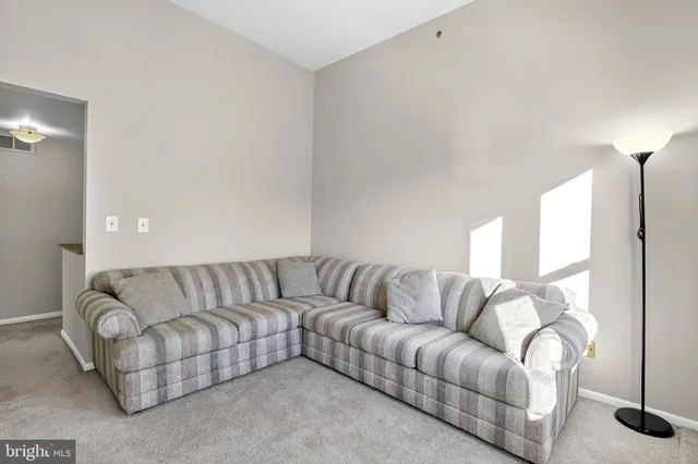 $2,150 | 406 Margit Court, Unit 182, Newark, DE 19711