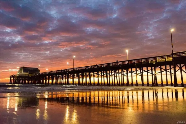 $6,300 | 1808 West Balboa Boulevard, Unit B, Newport Beach, CA 92663