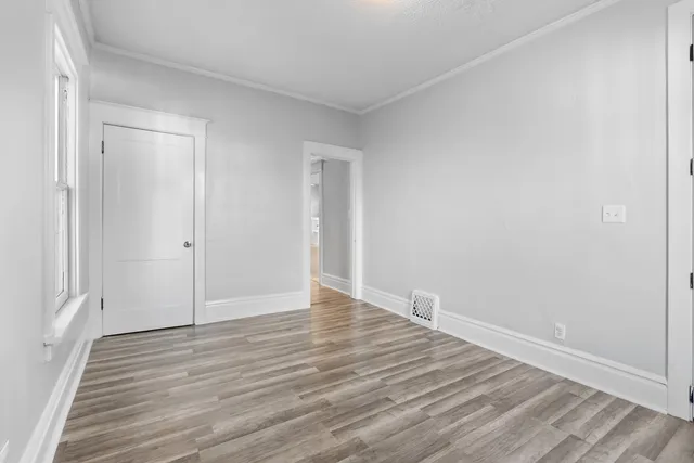 $330,000 | 446 Seminary Avenue, Aurora, IL 60505