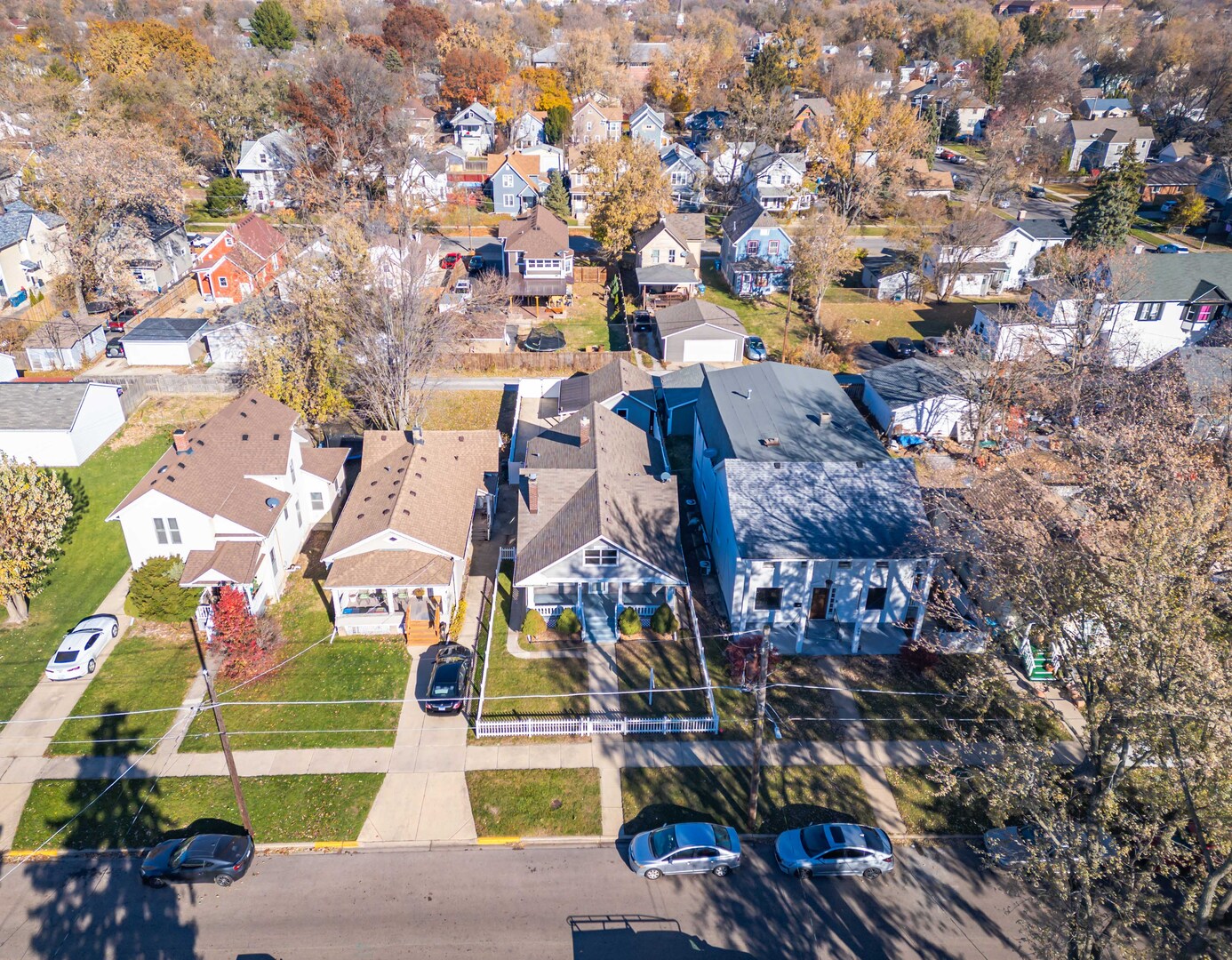 446 Seminary Avenue Aurora, IL 60505 - Photo 40 of 41 a view of a city
