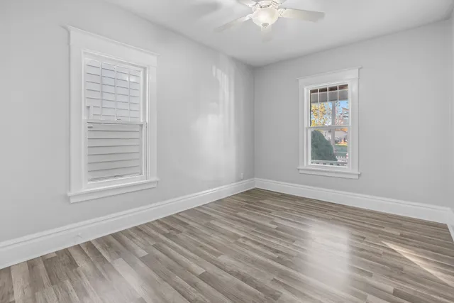 $330,000 | 446 Seminary Avenue, Aurora, IL 60505