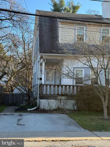 $350,000 | 256 Willow Avenue, Wayne, PA 19087