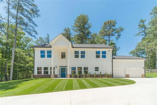 $700,000 | 2921 Lee Road Southwest, Snellville, GA 30039