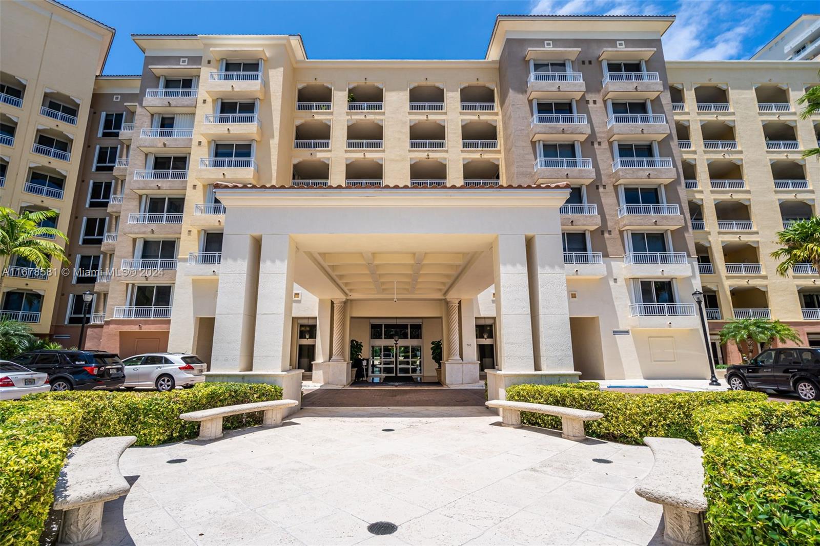 765 Crandon Boulevard, Unit 305 Key Biscayne, FL 33149 - Photo 52 of 55 front view of a building