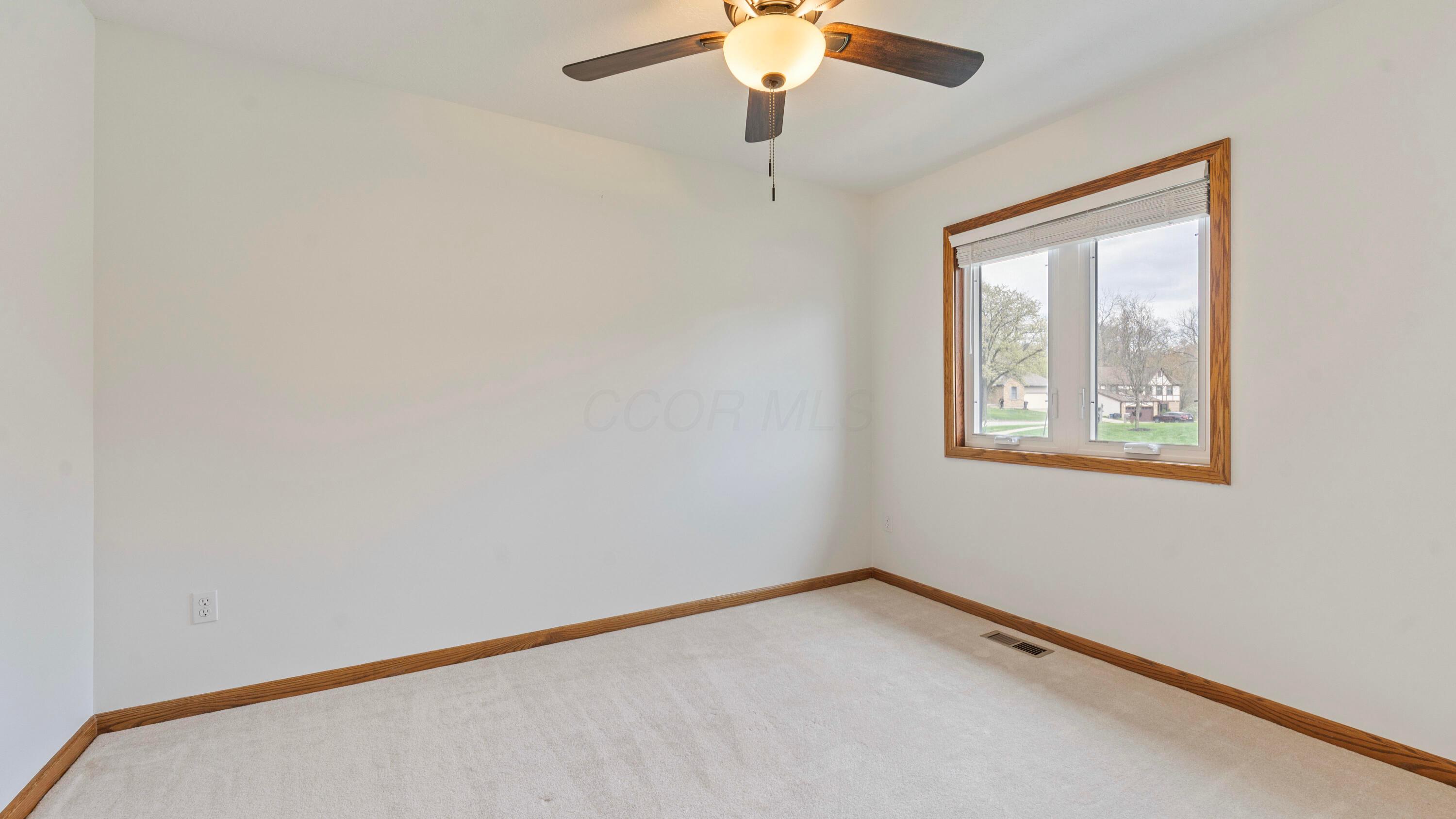 1099 Riva Ridge Boulevard Columbus, OH 43230 - Photo 27 of 55 bedroom1
