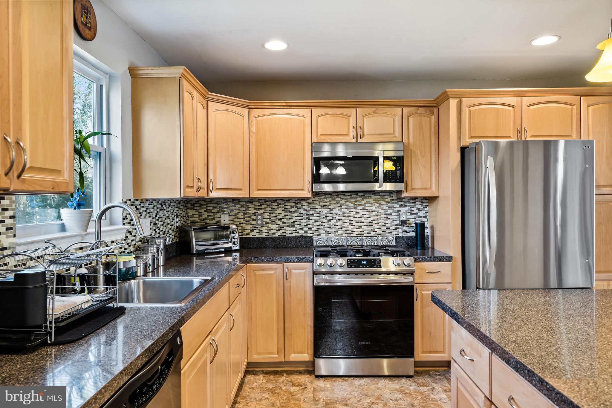 16 Little Mill Road Lindenwold, NJ 08021 - Photo 10 of 30