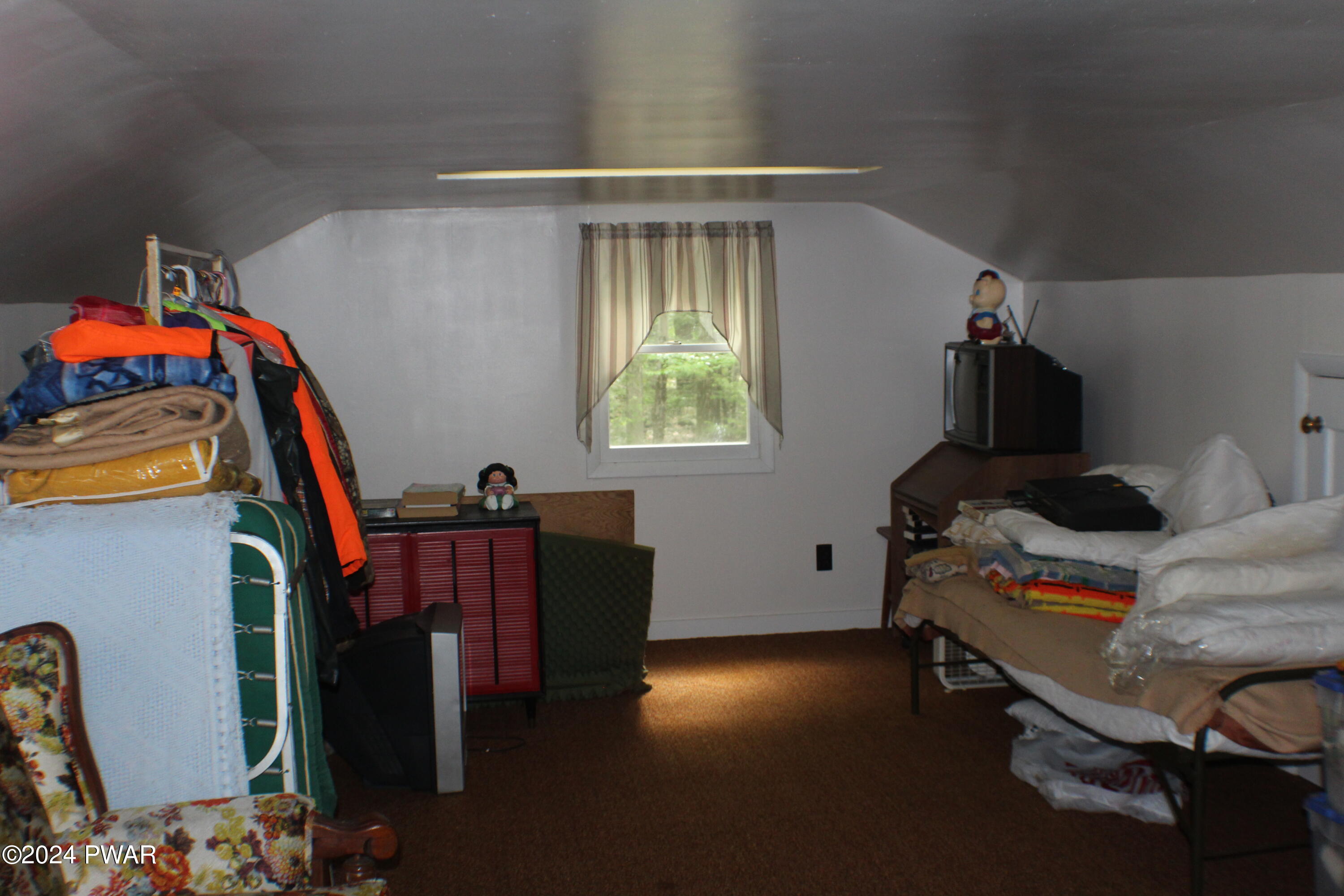 155 Perry Road Greentown, PA 18426 - Photo 8 of 23