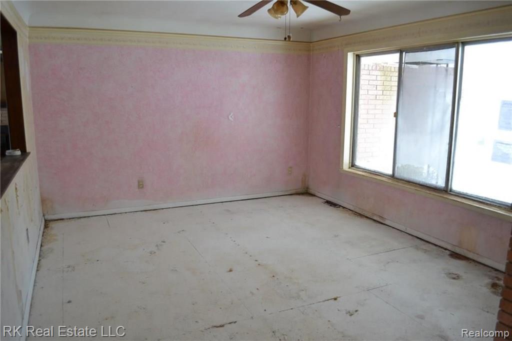 585 Lehigh Road Rochester Hills, MI 48307 - Photo 4 of 13