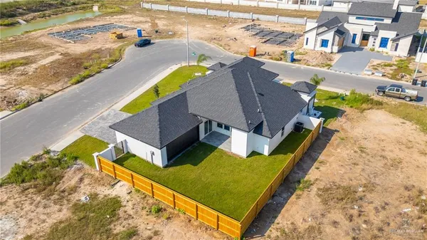 $460,000 | 2529 Vanderbilt Avenue, McAllen, TX 78504