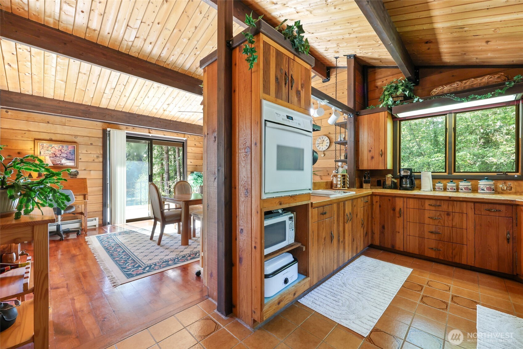 2484 Spencer Road Salkum, WA 98582 - Photo 15 of 36 a open kitchen with stainless steel appliances granite countertop a barbecue grill and a fireplace