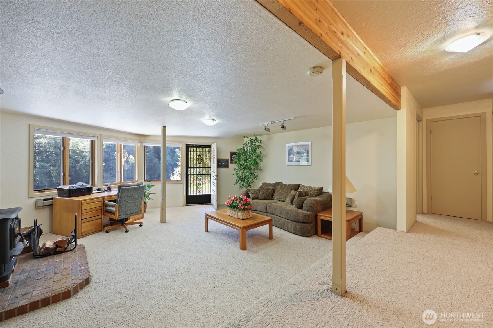 2484 Spencer Road Salkum, WA 98582 - Photo 21 of 36 a living room with furniture and large windows